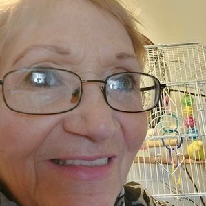 Meet your Posher, Pam